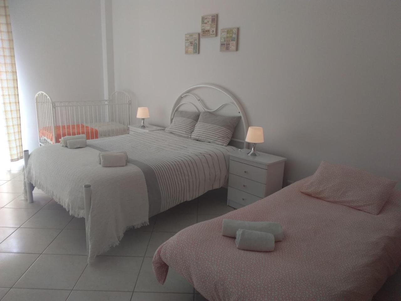 Apartamentos Monica Quarteira Eksteriør billede