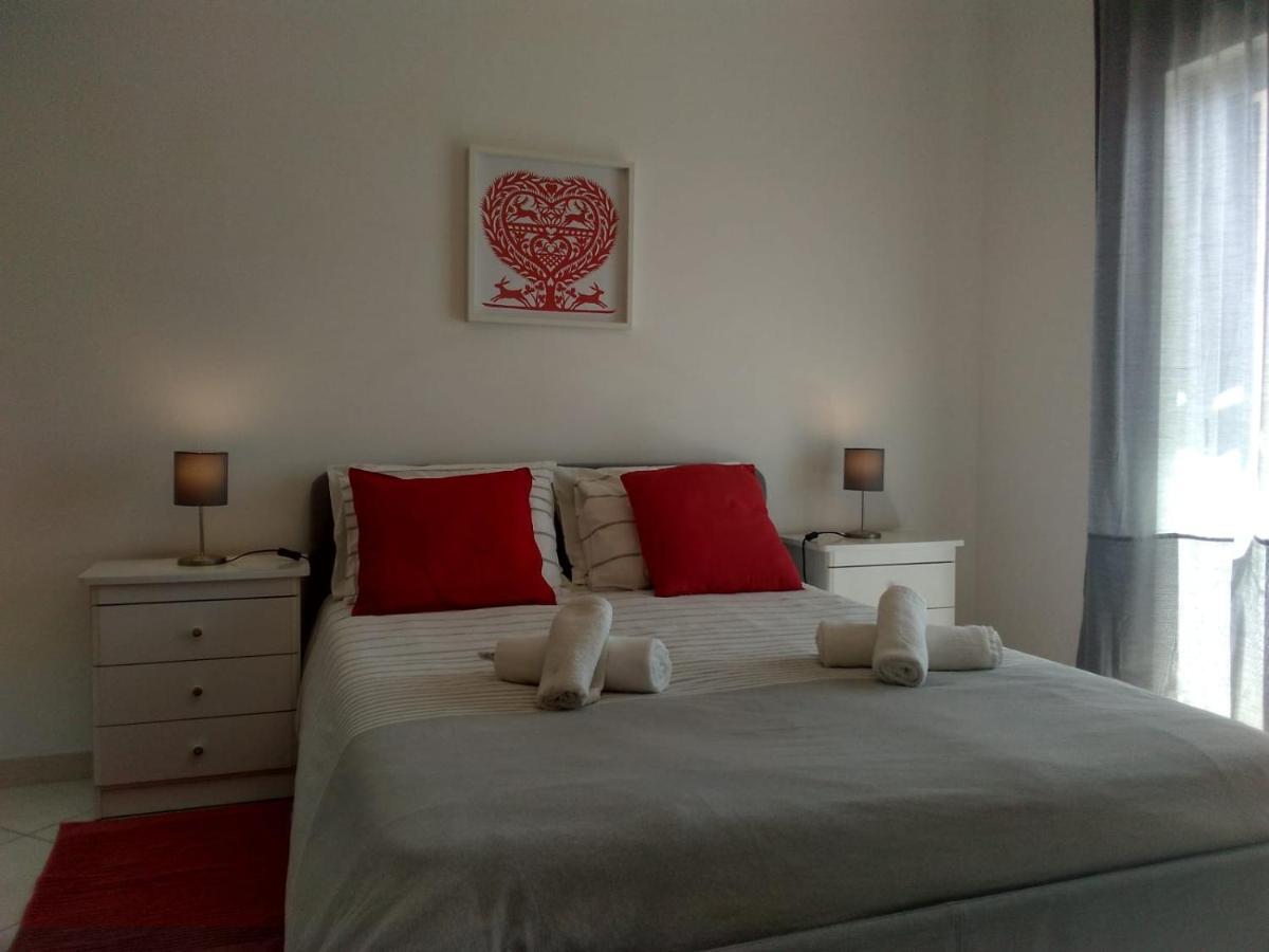 Apartamentos Monica Quarteira Eksteriør billede