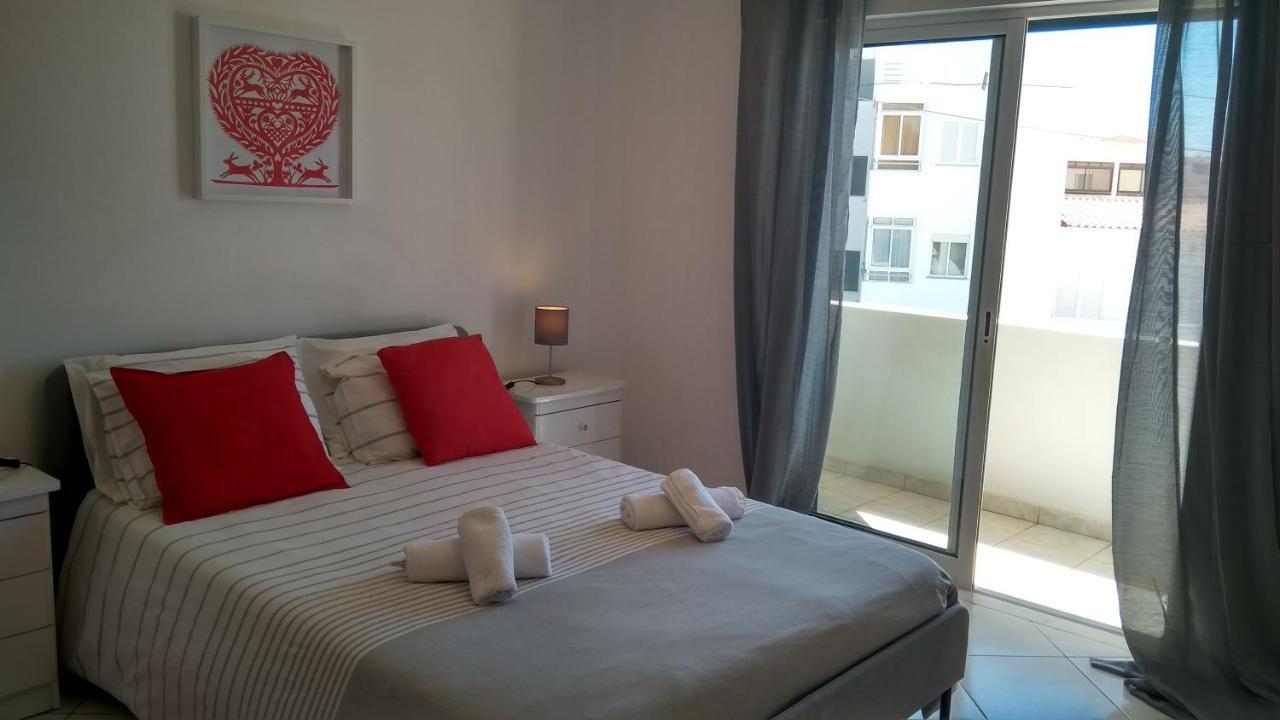 Apartamentos Monica Quarteira Eksteriør billede